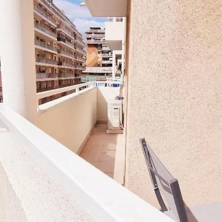 Apartment T2 Modern Near The Port - Clim *